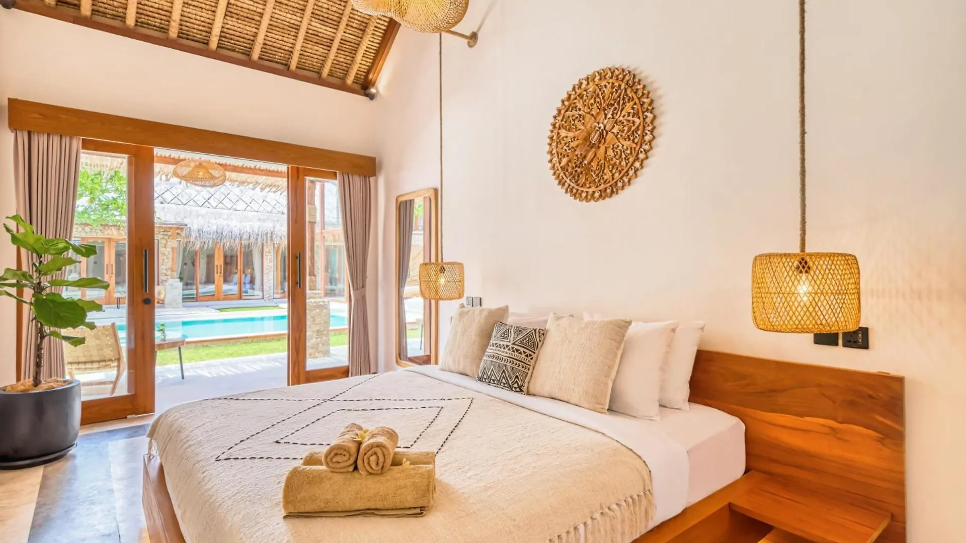 Villa Vienna - New 8Bdr Jacuzzi Sauna And Cinema Seminyak  0*, Seminyak (Bali) Indonesia