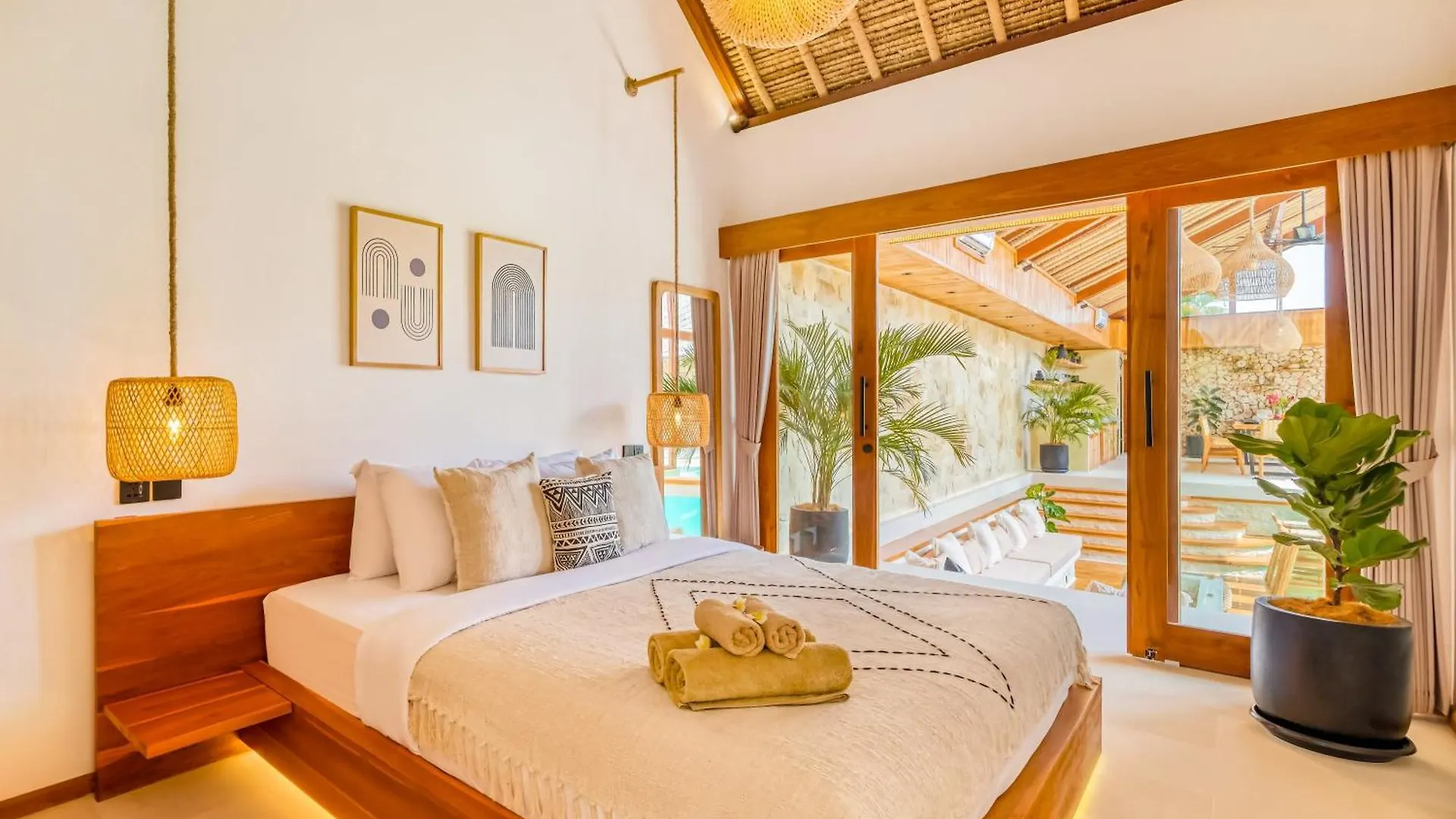 Villa Vienna - New 8Bdr Jacuzzi Sauna And Cinema Seminyak  Indonesia